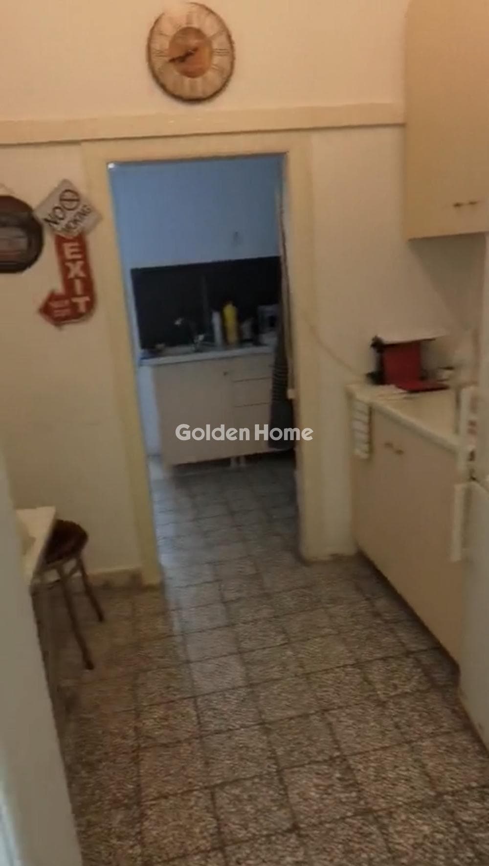 House in Palaia Kokkinia, Piraeus — Photo 10 of 13