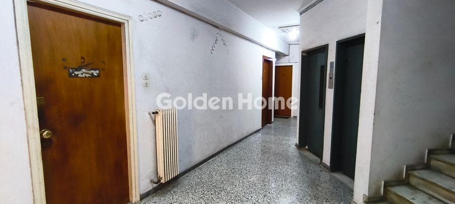 Γραφείο στην Παλιά Βουλή, Κέντρο — Φωτογραφία 2 από 3