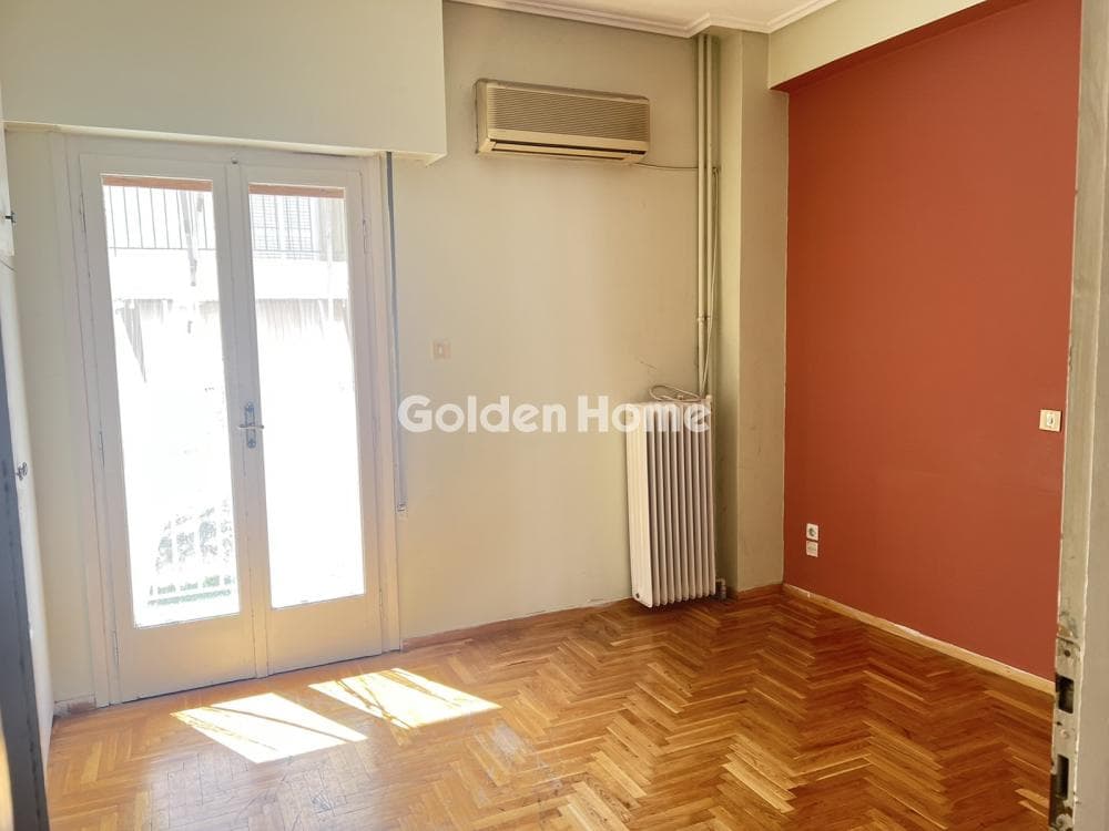 Διαμέρισμα στην Χατζηκυριάκειο, Πειραιάς — Φωτογραφία 1 από 10
