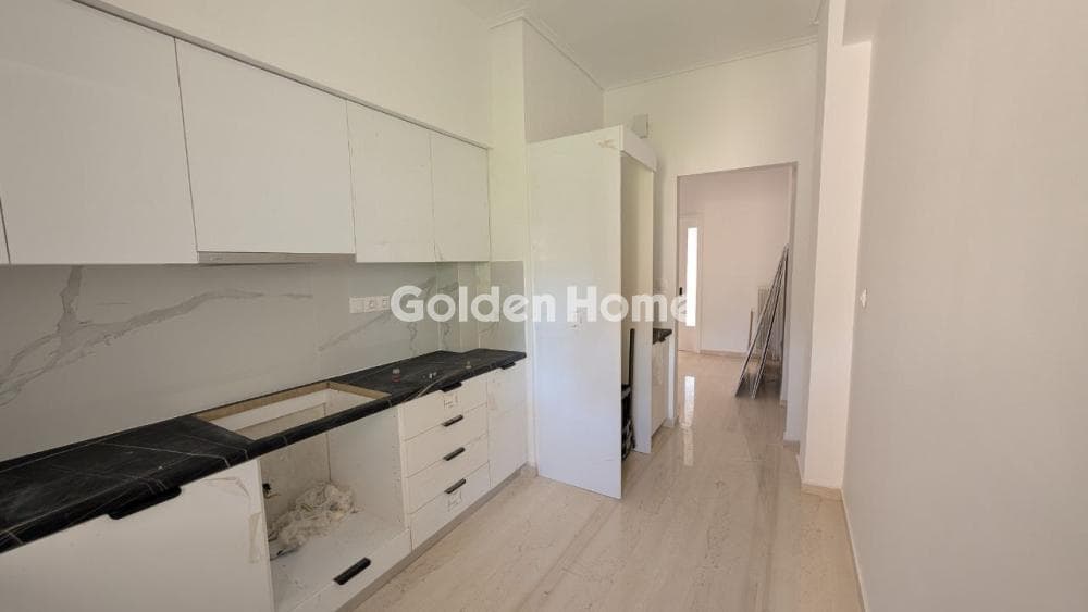 Apartment in Chrisaki, Nea Smyrni — Photo 3 of 13