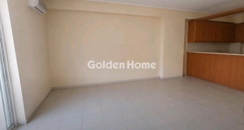 Apartment in Agios Petros, Palaio Faliro — Photo 3 of 12