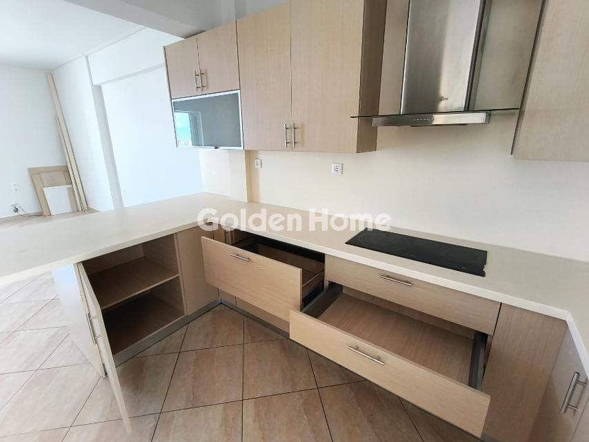 Apartment in Kokkinia, Nikaia — Photo 10 of 32