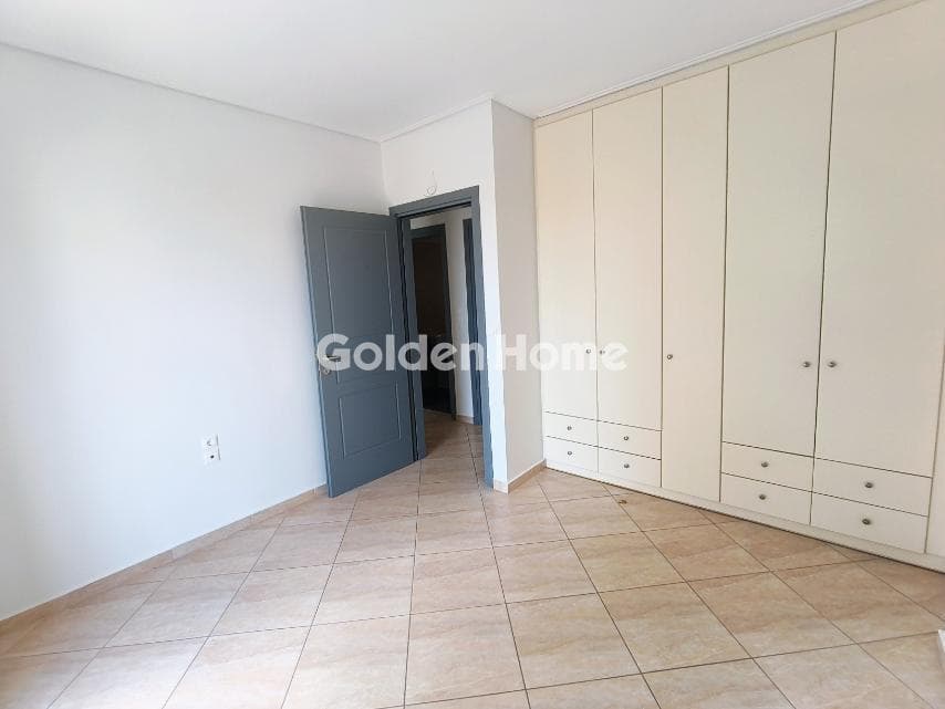 Apartment in Kokkinia, Nikaia — Photo 12 of 32