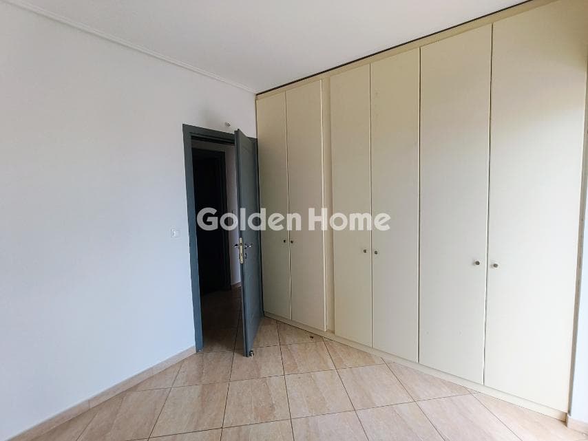 Apartment in Kokkinia, Nikaia — Photo 11 of 32