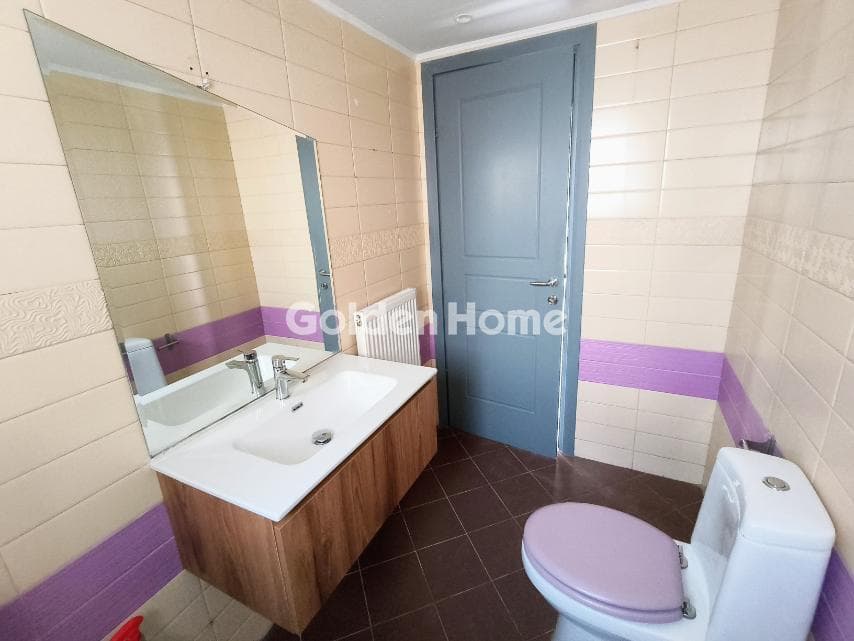 Apartment in Kokkinia, Nikaia — Photo 30 of 32