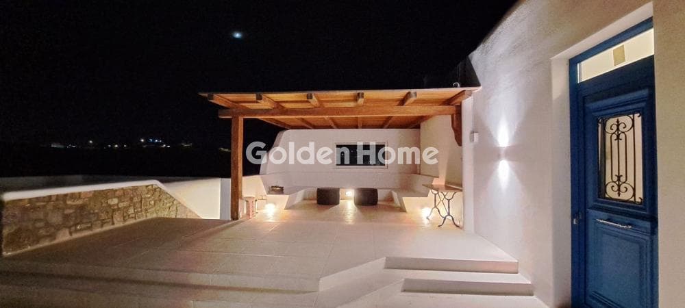House in Kastro, Mykonos — Photo 3 of 30