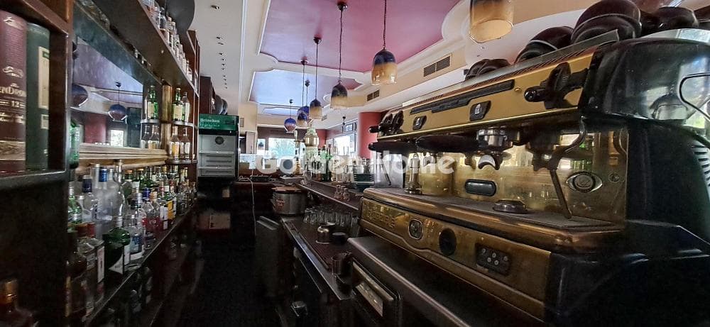 Retail Store in Center, Chalandri — Photo 3 of 3