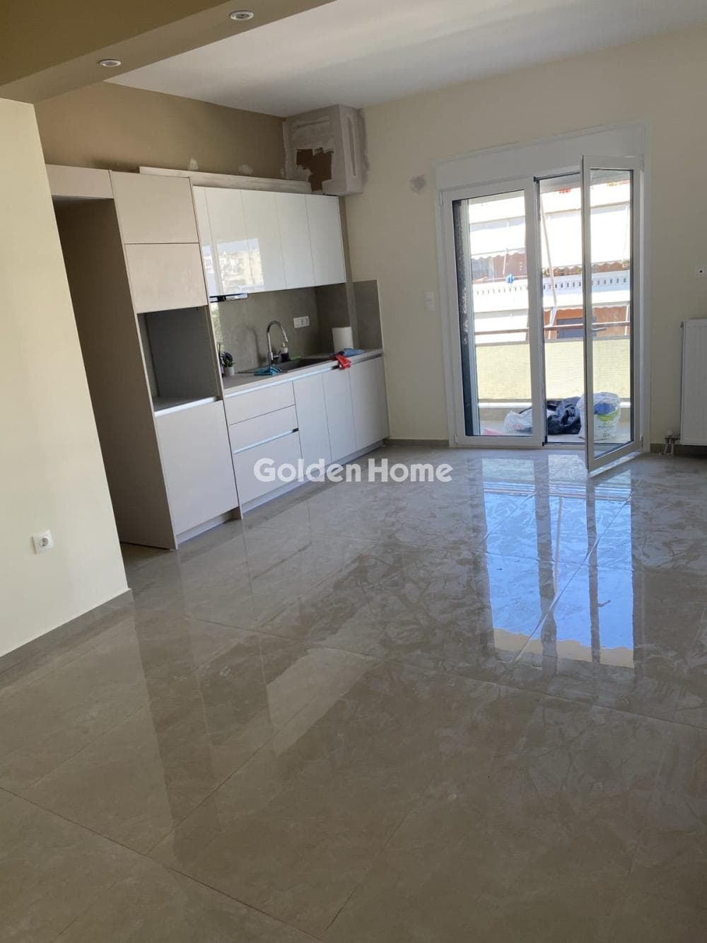 Apartment in Chrisaki, Nea Smyrni — Photo 1 of 13