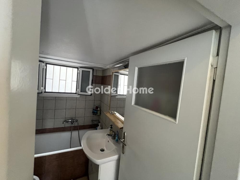 Apartment in Agios Georgios, Neo Psichiko — Photo 22 of 24