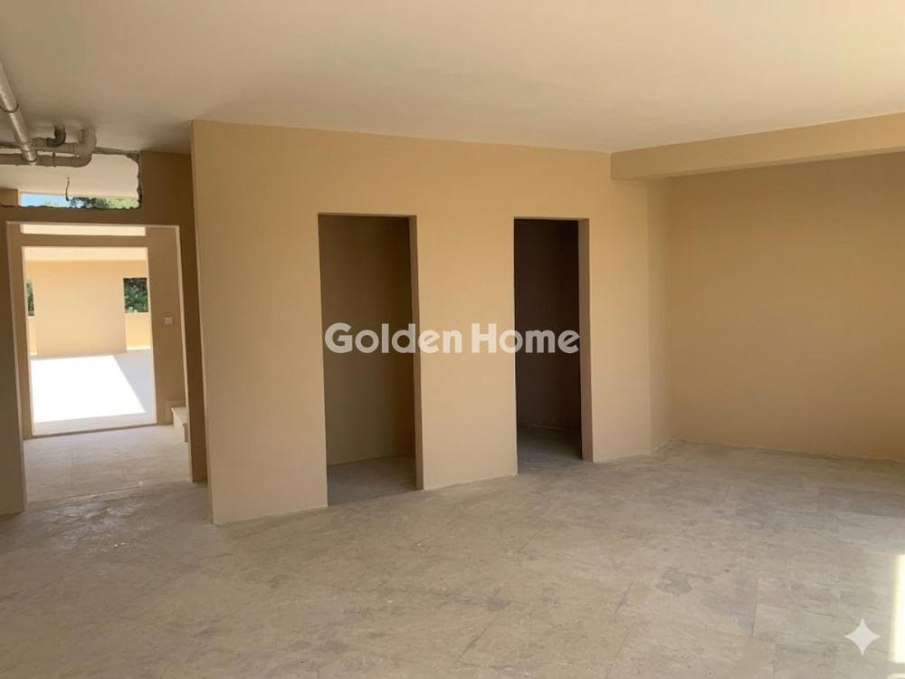 Retail Store in Center, Kifisia — Photo 2 of 4