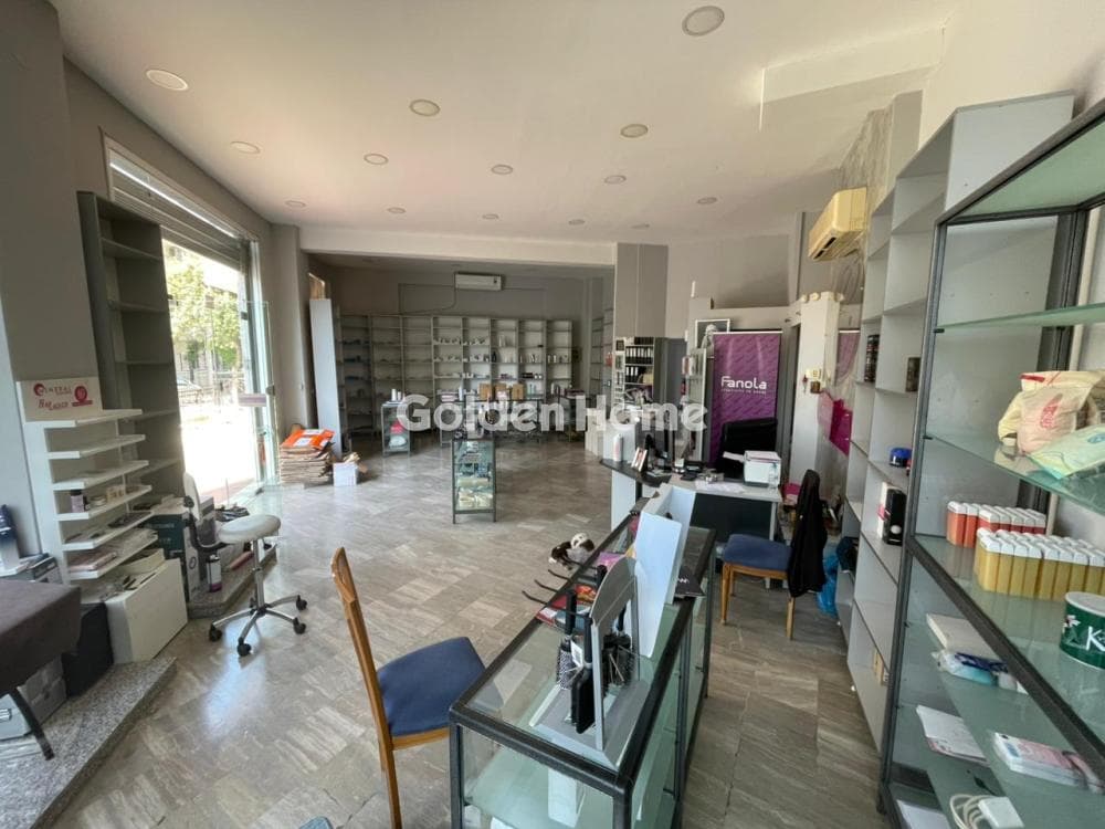 Retail Store in Neo Kordelio, Eleftherio-Kordelio — Photo 1 of 9