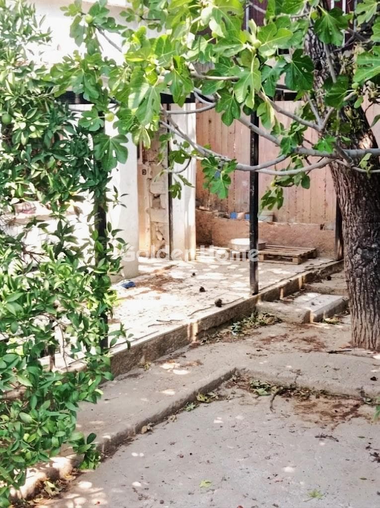Building Plot in Nea Charavgi, Kamatero — Photo 2 of 3