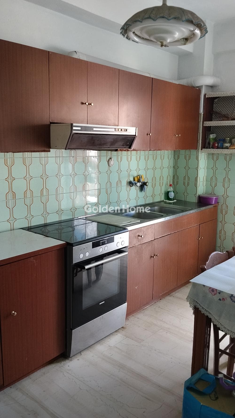 Apartment in Kareas, Vironas — Photo 4 of 9