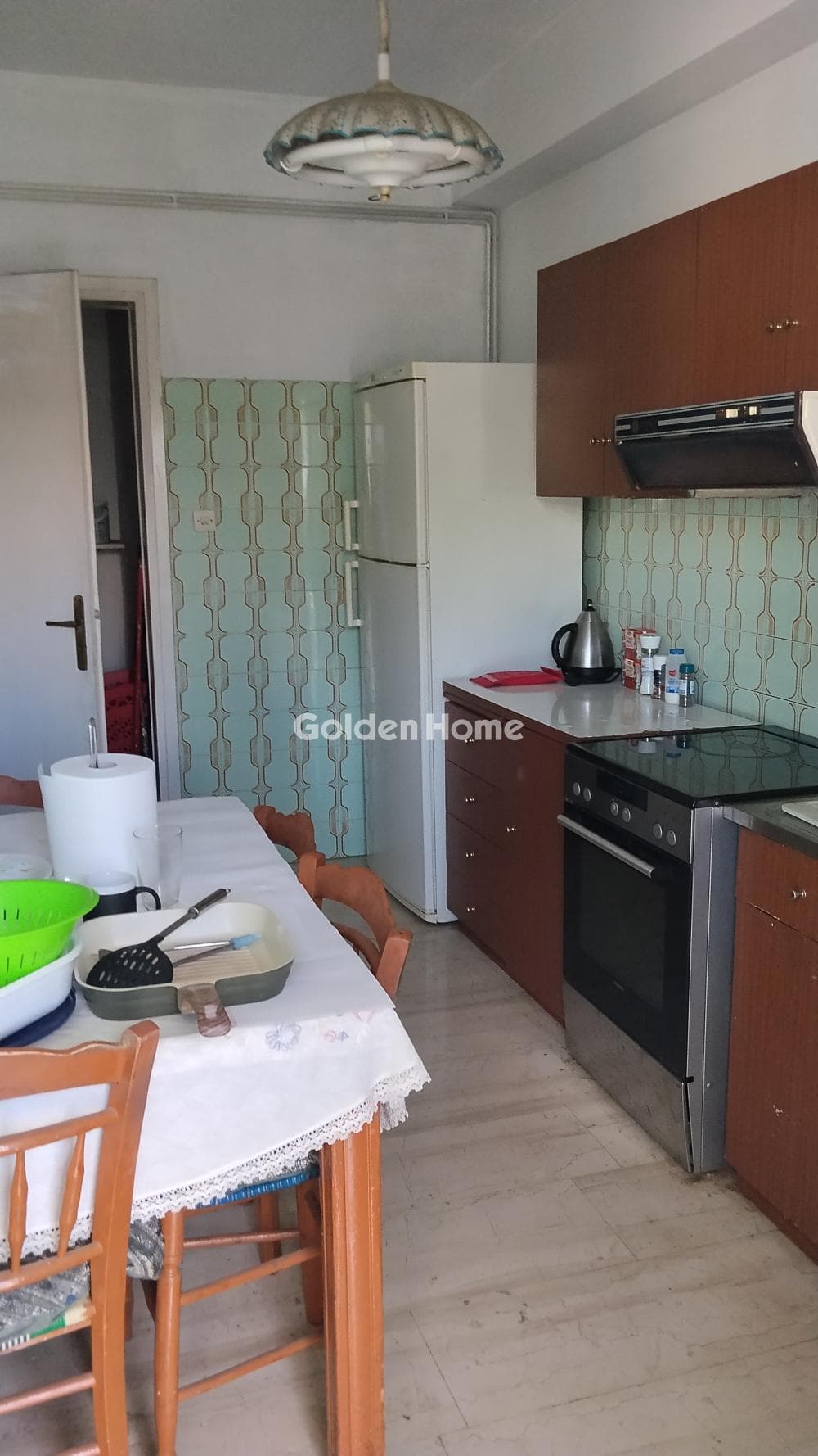 Apartment in Kareas, Vironas — Photo 6 of 9