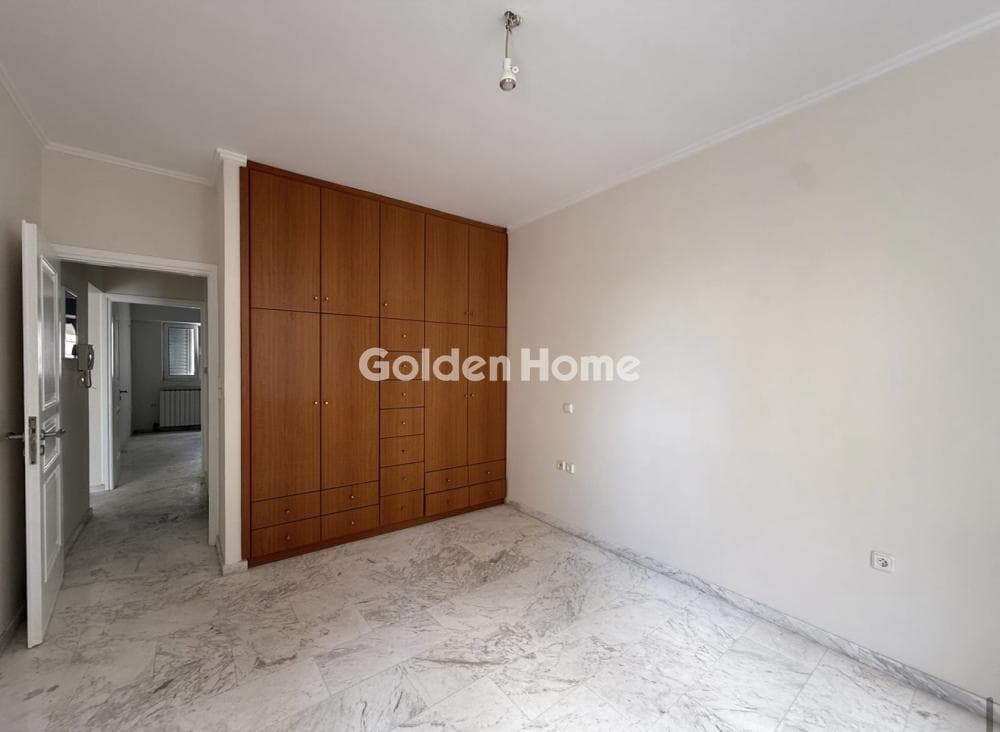Apartment in Agios Panteleimon, Drapetsona — Photo 8 of 14