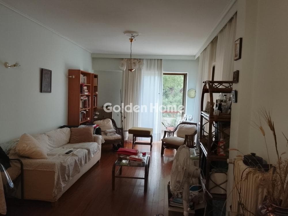 Apartment in Agios Ioannis, Agia Paraskevi — Photo 1 of 15