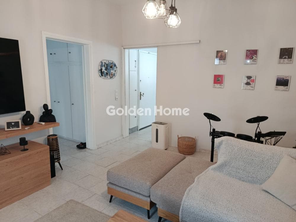 Apartment in Viamax, Peristeri — Photo 2 of 10