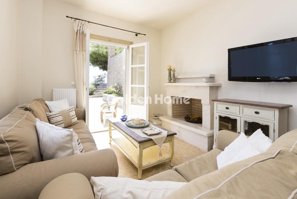 House in Moni Agion Panton, Spetses — Photo 12 of 25