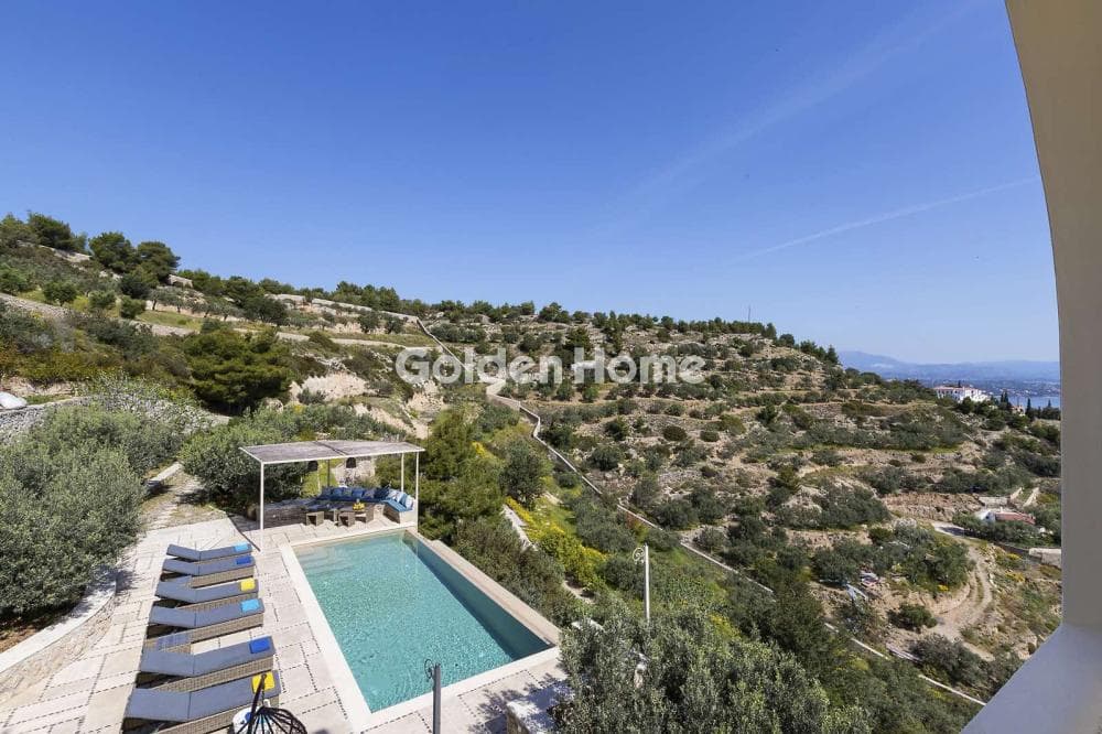 House in Moni Agion Panton, Spetses — Photo 5 of 25