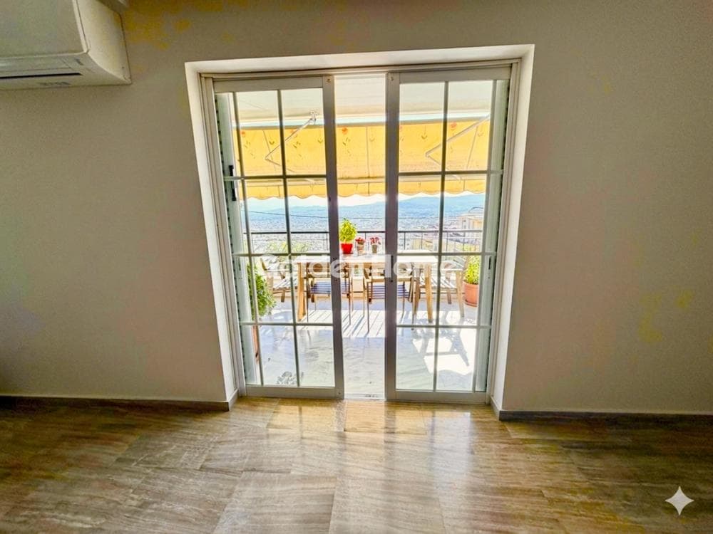 Apartment in Karagianneika, Galatsi — Photo 4 of 25