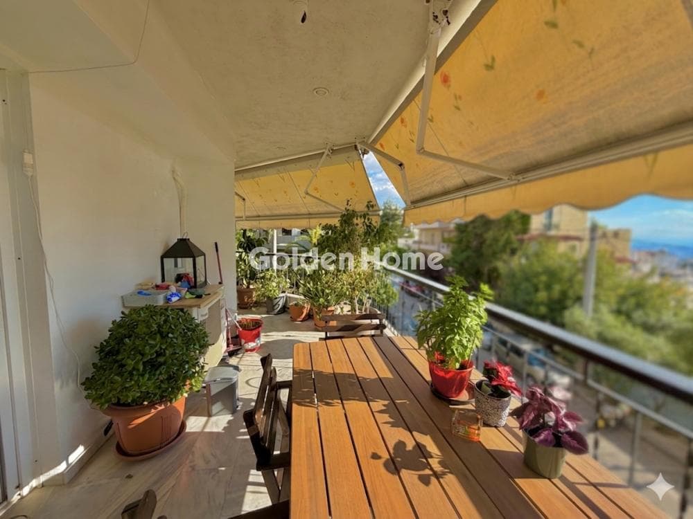 Apartment in Karagianneika, Galatsi — Photo 1 of 25