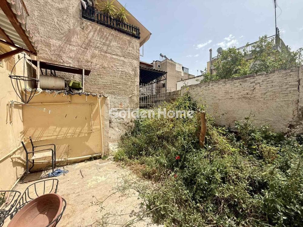 Building Plot in Ano Lofos, Peristeri — Photo 2 of 16