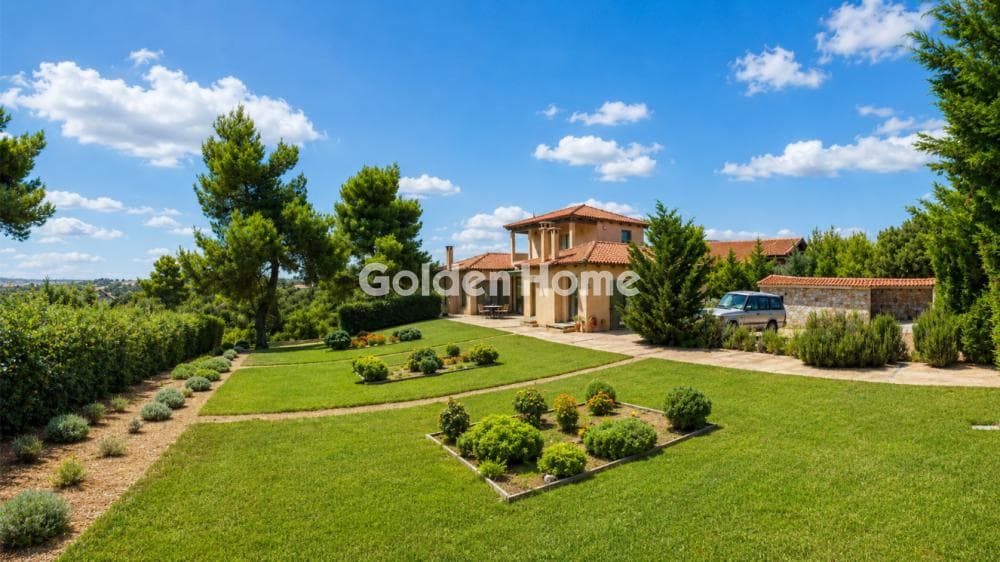 House in Mikrochori, Com. Kapandriti — Photo 1 of 12