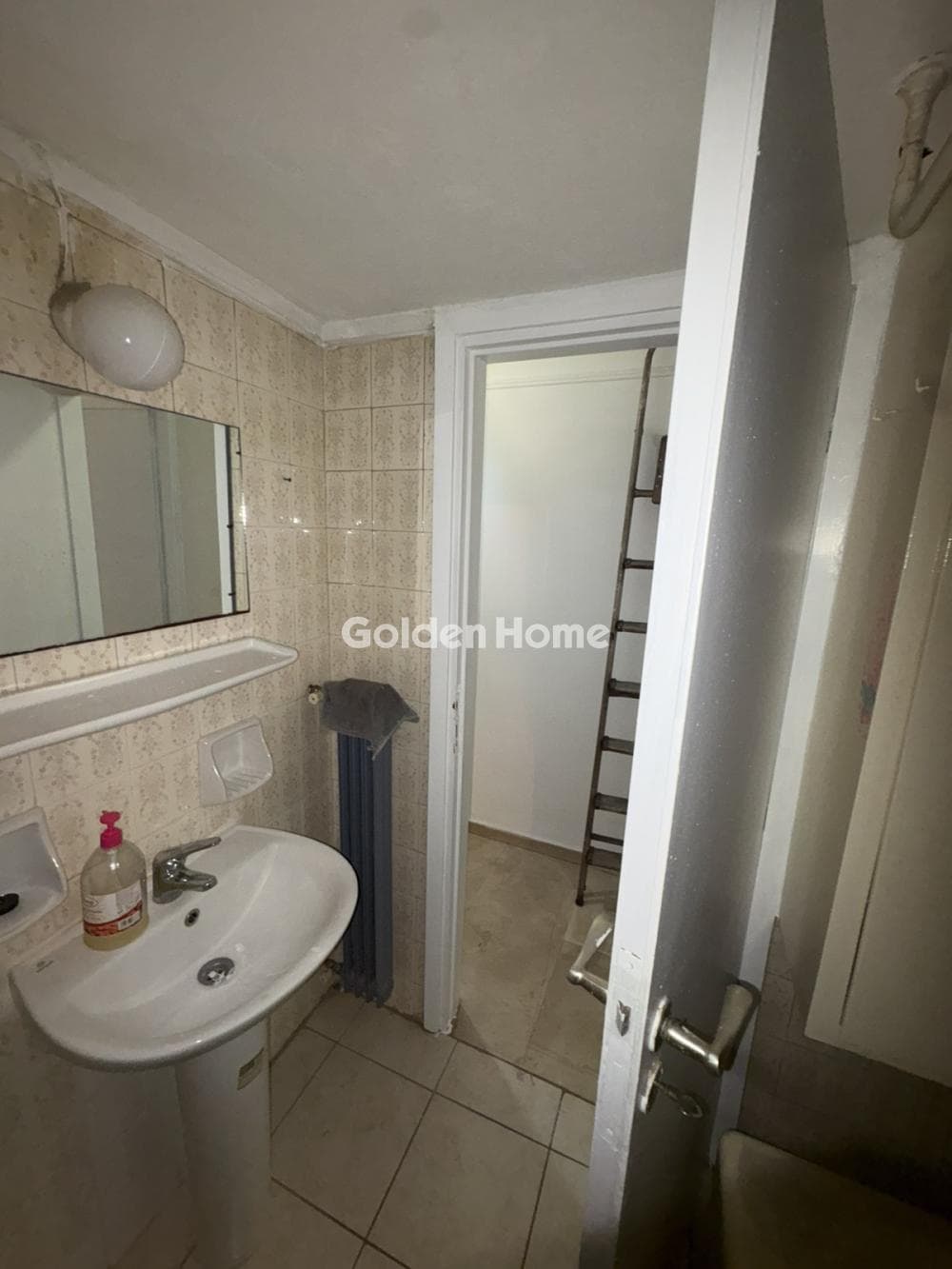 Apartment in Ag. Meletiou - Viktorias Sq. - Marni, Patision - Acharnon — Photo 37 of 44