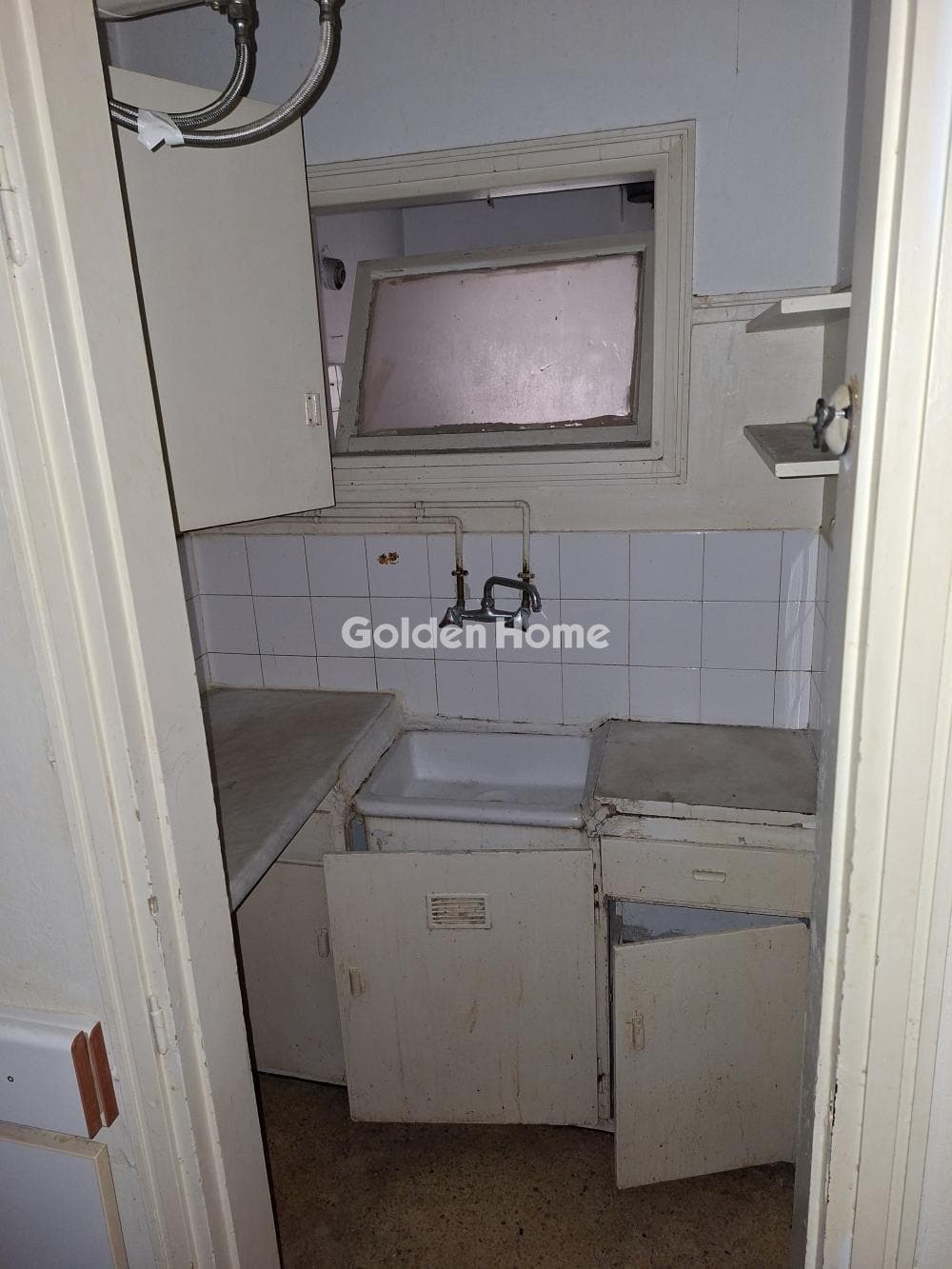 Apartment in Politechneio, Exarchia - Neapoli — Photo 3 of 5