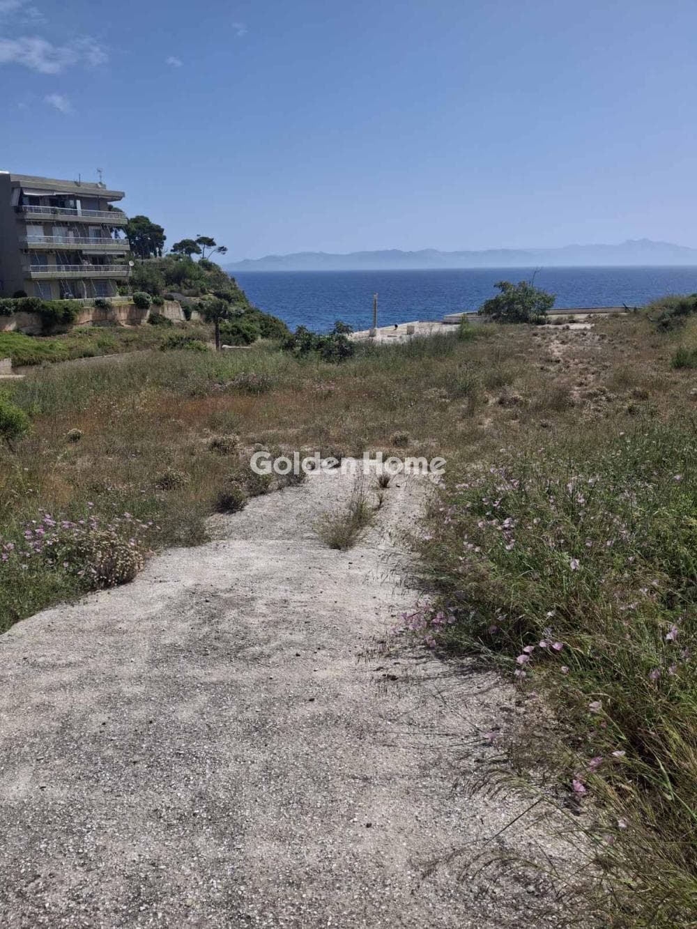 Building Plot in Oikismos Kokkino Limanaki, Rafina — Photo 1 of 5