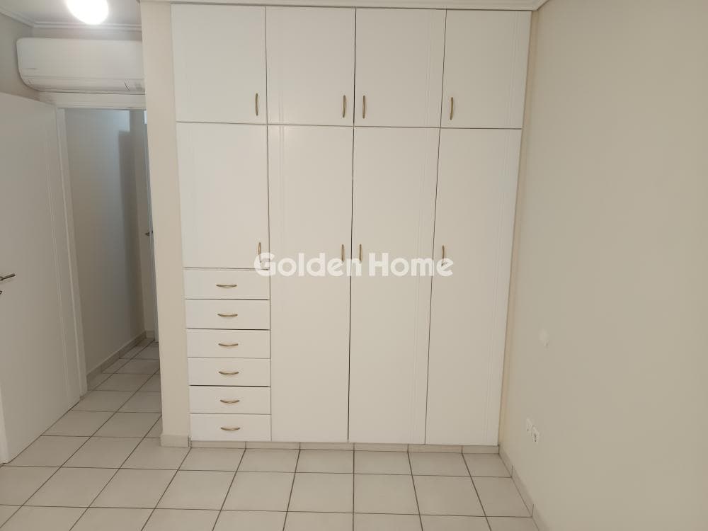 Apartment in Alsos, Nea Smyrni — Photo 11 of 24