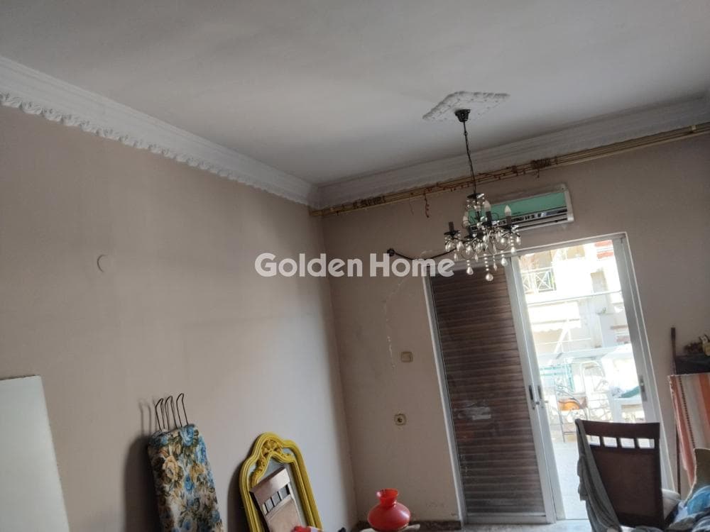 Apartment in Frourio, Patra — Photo 2 of 8