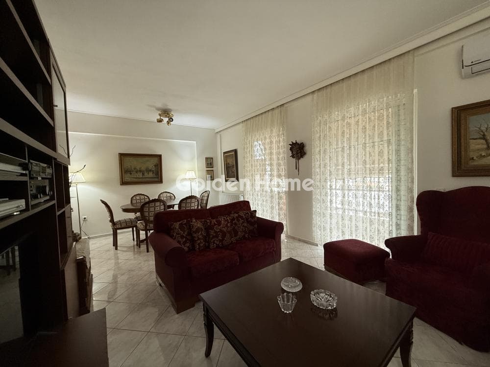 Apartment in Perivolia, Galatsi — Photo 1 of 24