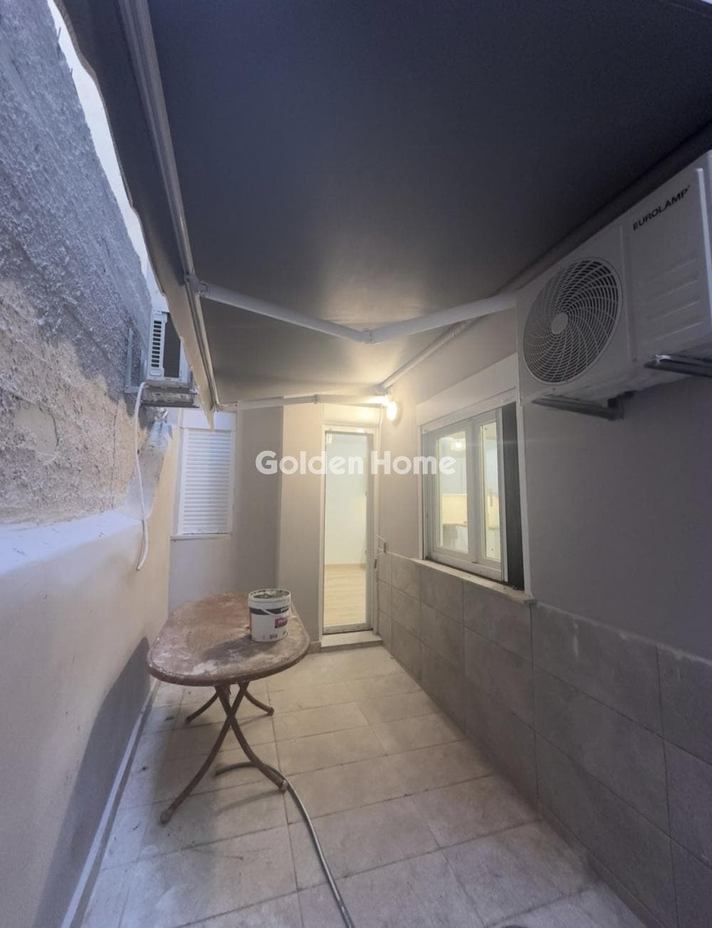 Apartment in Faliro, Koukaki - Makrigianni — Photo 1 of 18
