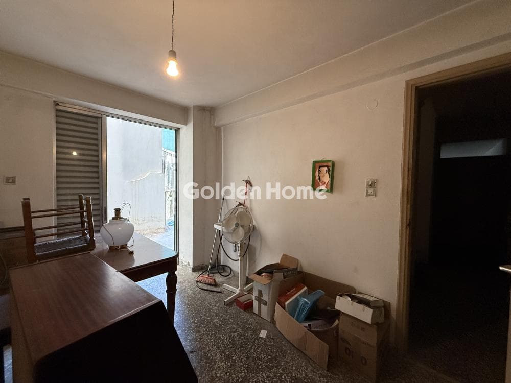 Apartment in Mikrolimano, Piraeus — Photo 24 of 25
