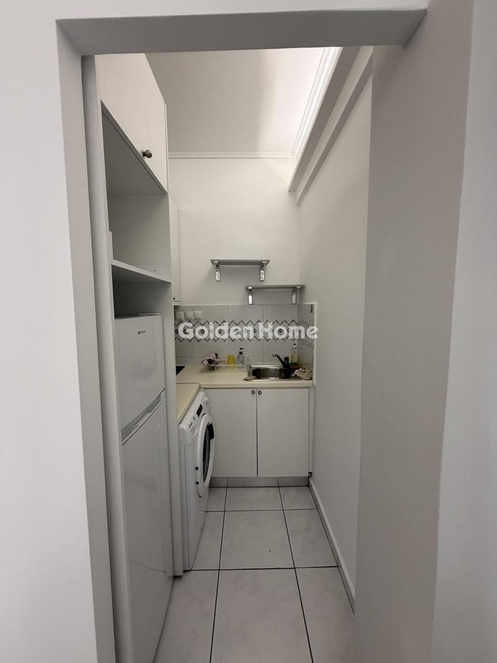 Apartment in Diilistiria, Piraeus — Photo 9 of 14
