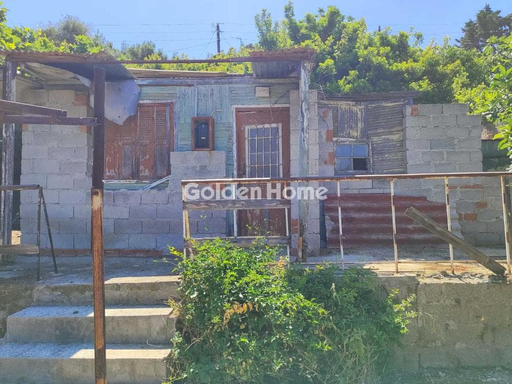 Building Plot in Giala, Salamina — Photo 1 of 9