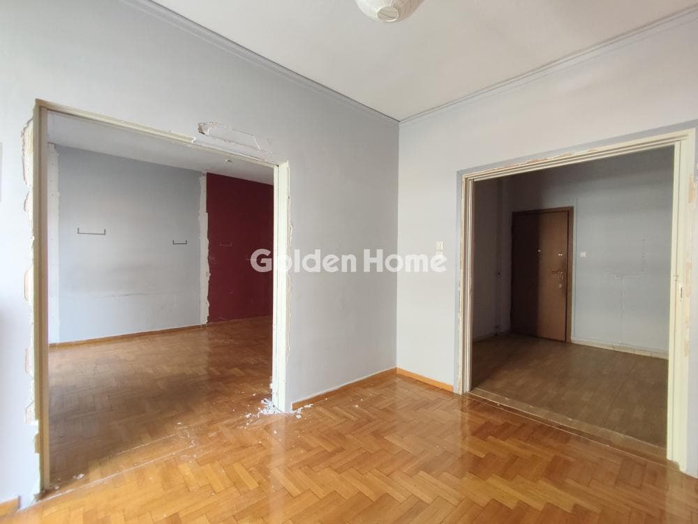 Apartment in Diilistiria, Piraeus — Photo 4 of 21