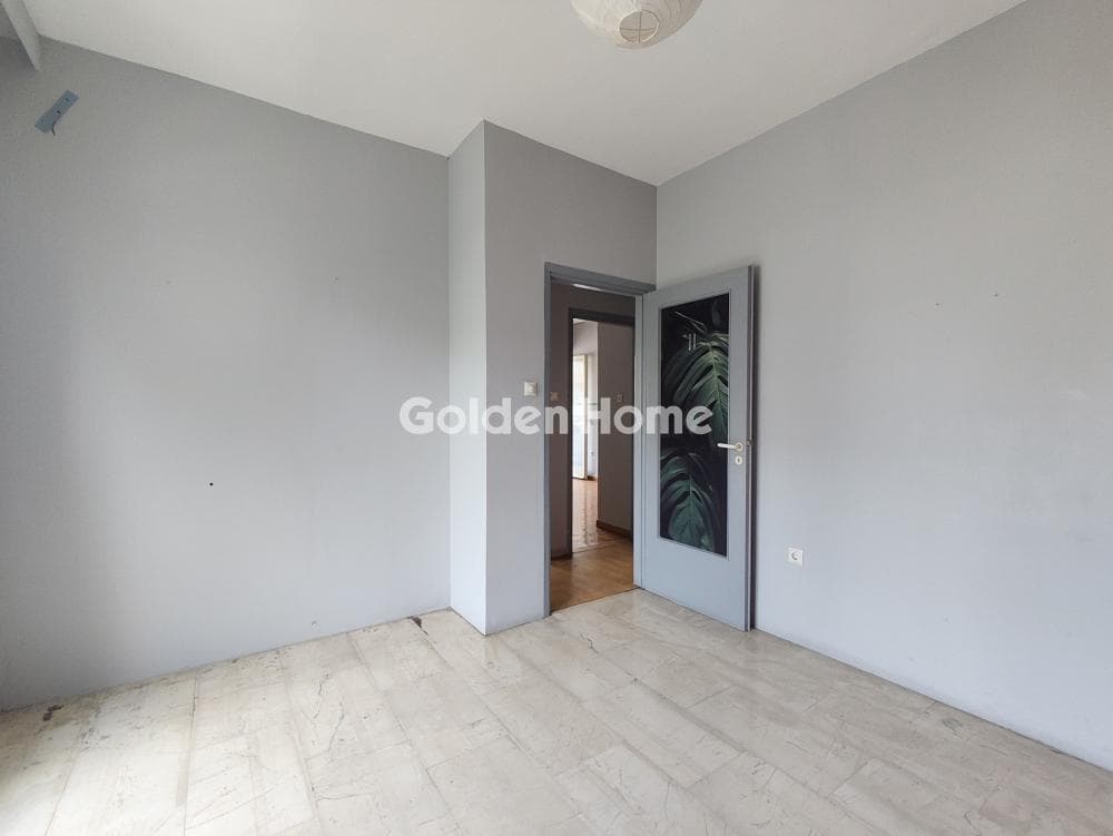 Apartment in Diilistiria, Piraeus — Photo 15 of 21