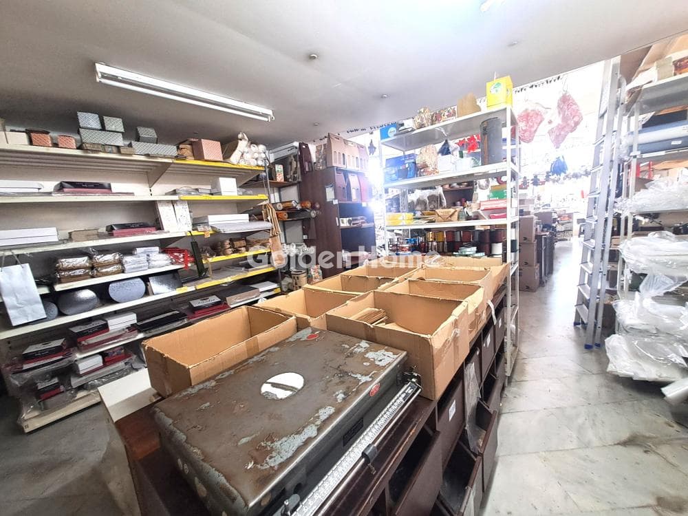 Retail Store in Trachones, Alimos — Photo 10 of 24