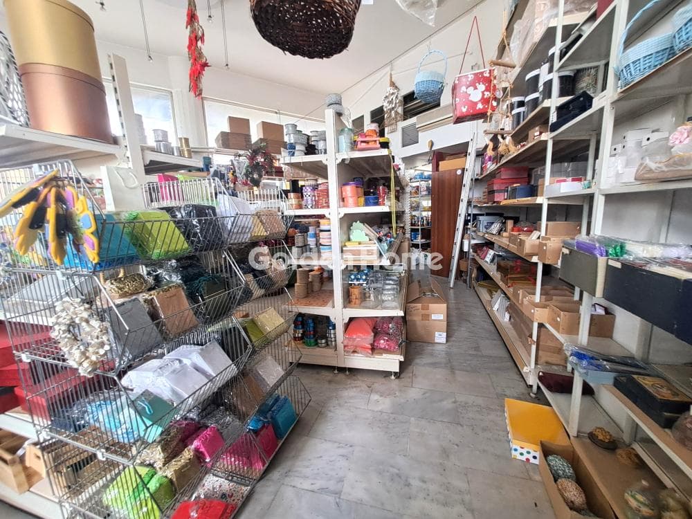 Retail Store in Trachones, Alimos — Photo 4 of 24