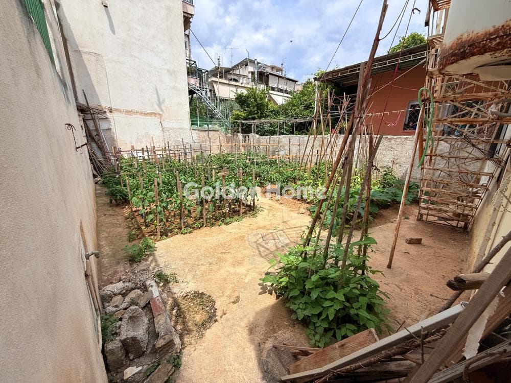 Building Plot in Agios Ierotheos, Peristeri — Photo 1 of 18
