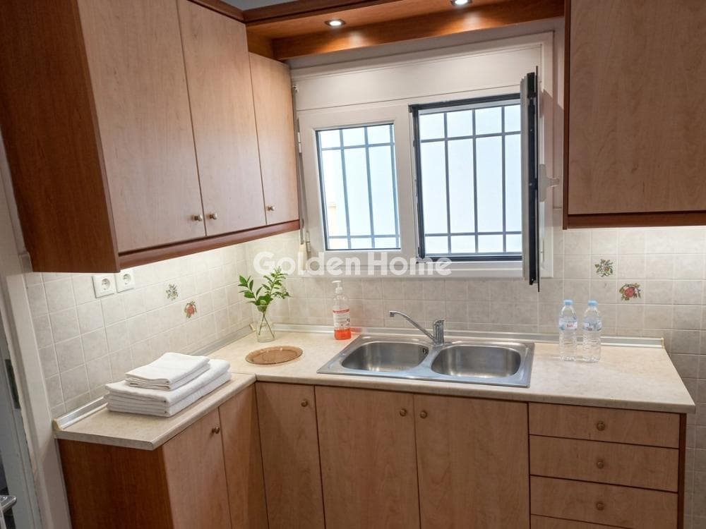 Αποθήκη στην Τερψιθέα, Γλυφάδα — Φωτογραφία 4 από 5