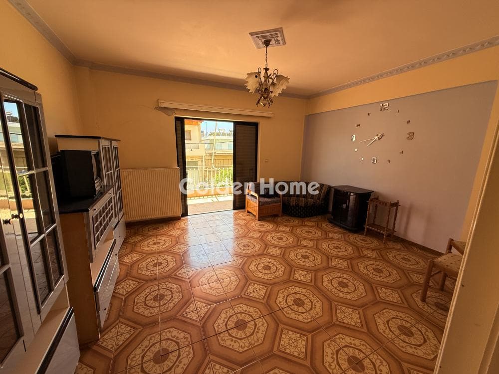 Apartment in Megala Sxoinia A, Acharnes — Photo 1 of 45