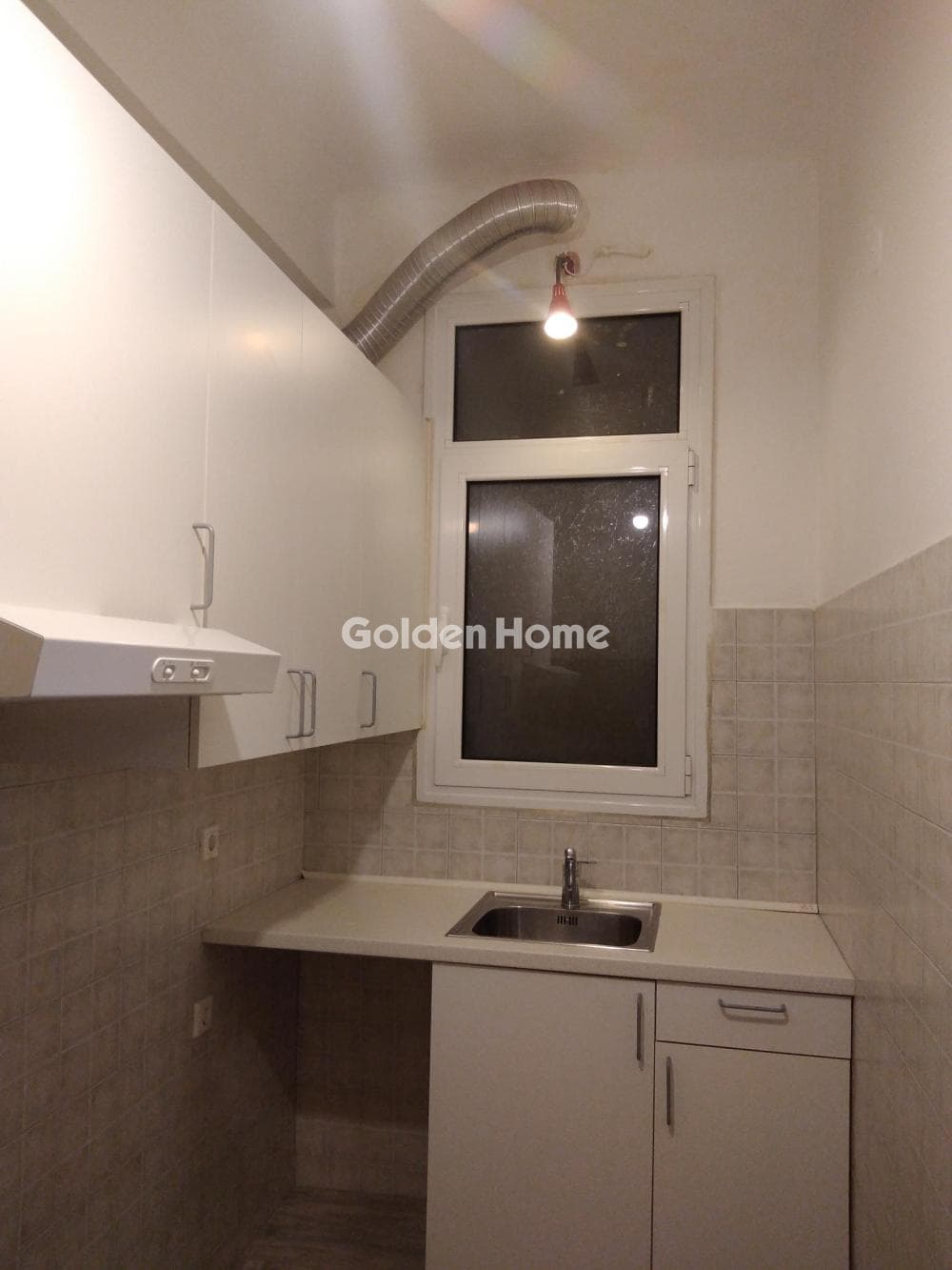 Apartment in Agios Panteleimonas, Patision - Acharnon — Photo 1 of 5