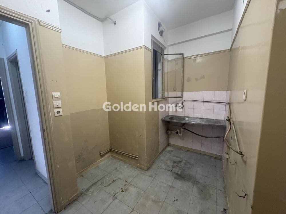 Office in Platia Kanigos, Exarchia - Neapoli — Photo 8 of 14