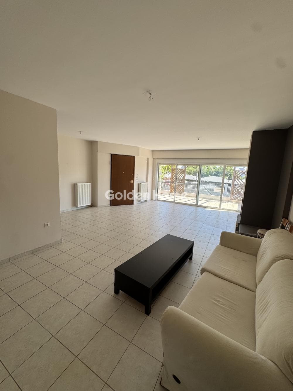 House in Center, Gerakas — Photo 1 of 16