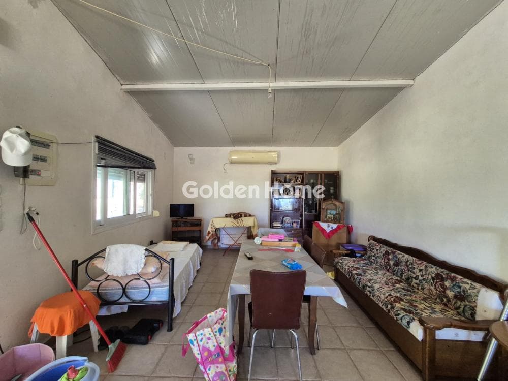 House in Perani, Salamina — Photo 3 of 13