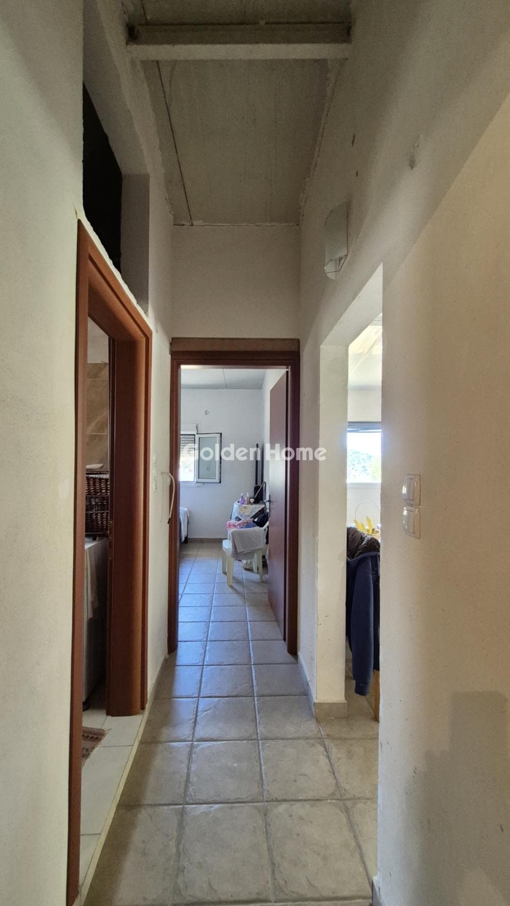 House in Perani, Salamina — Photo 13 of 13
