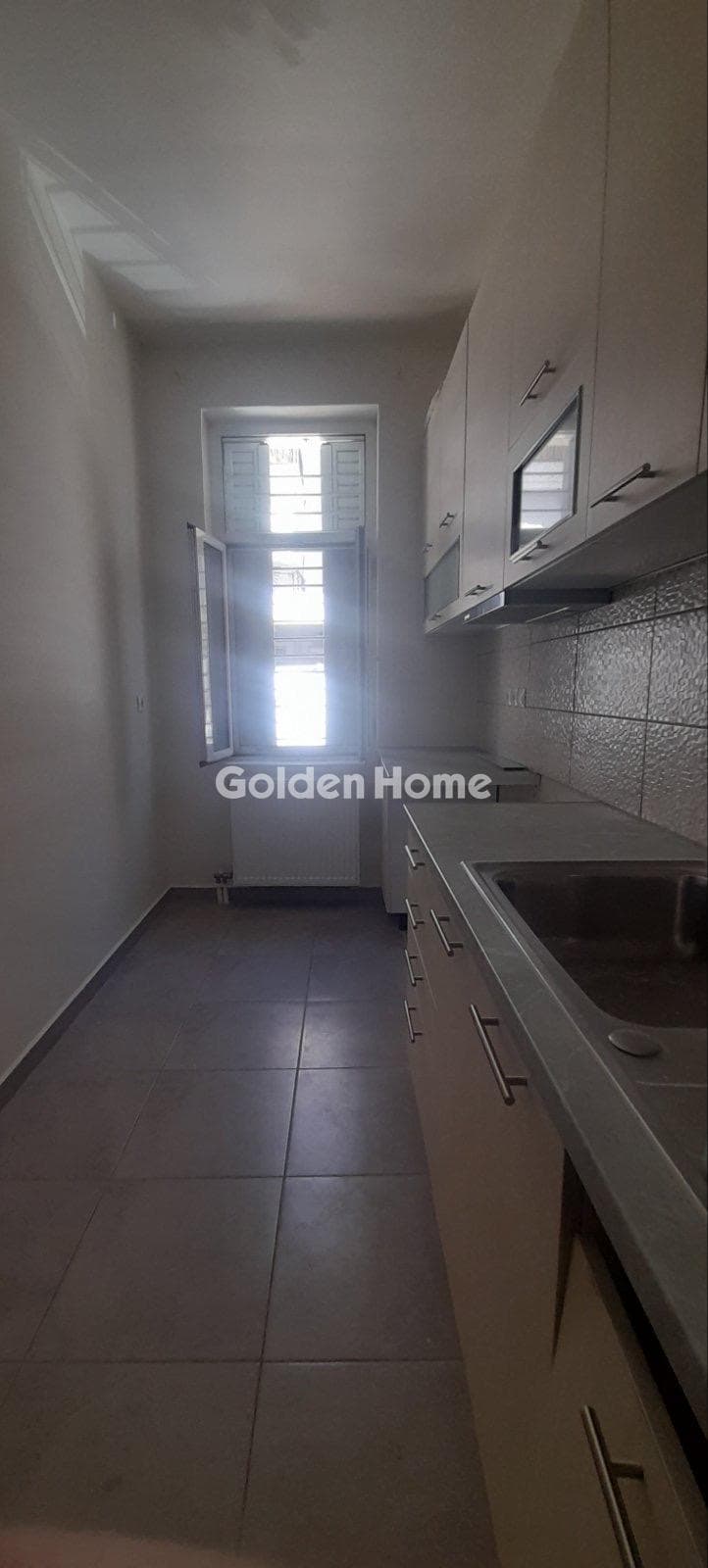 Apartment in Zoodochos Pigi, Vironas — Photo 4 of 9